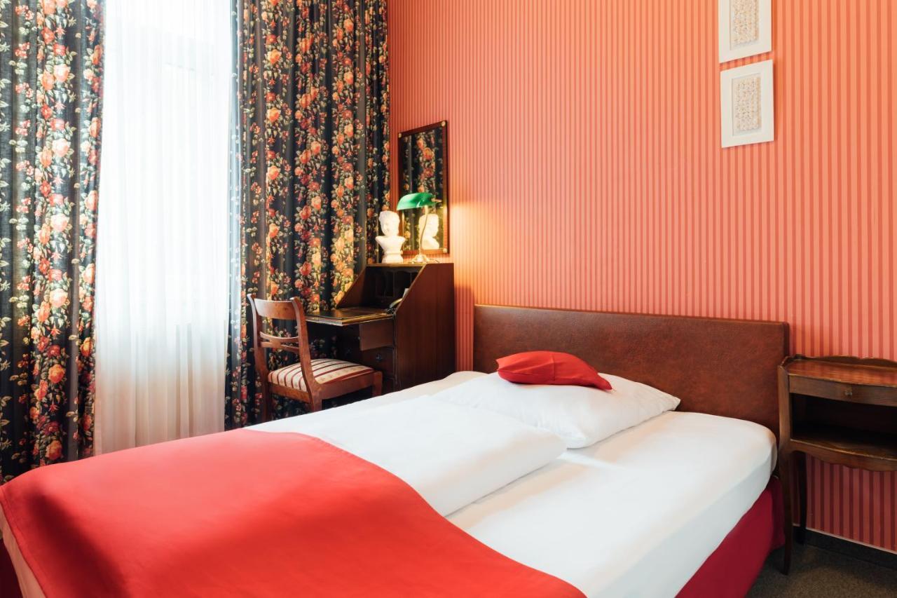 Kleine In Ruhiger Stadtlage Hotel Wiesbaden